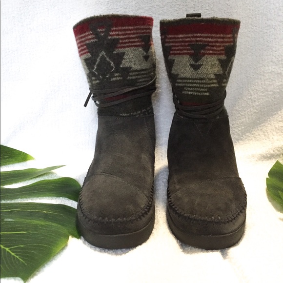 toms aztec boots